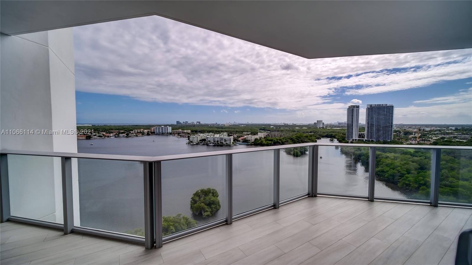 MARINA PALMS RESIDENCES S - Residential