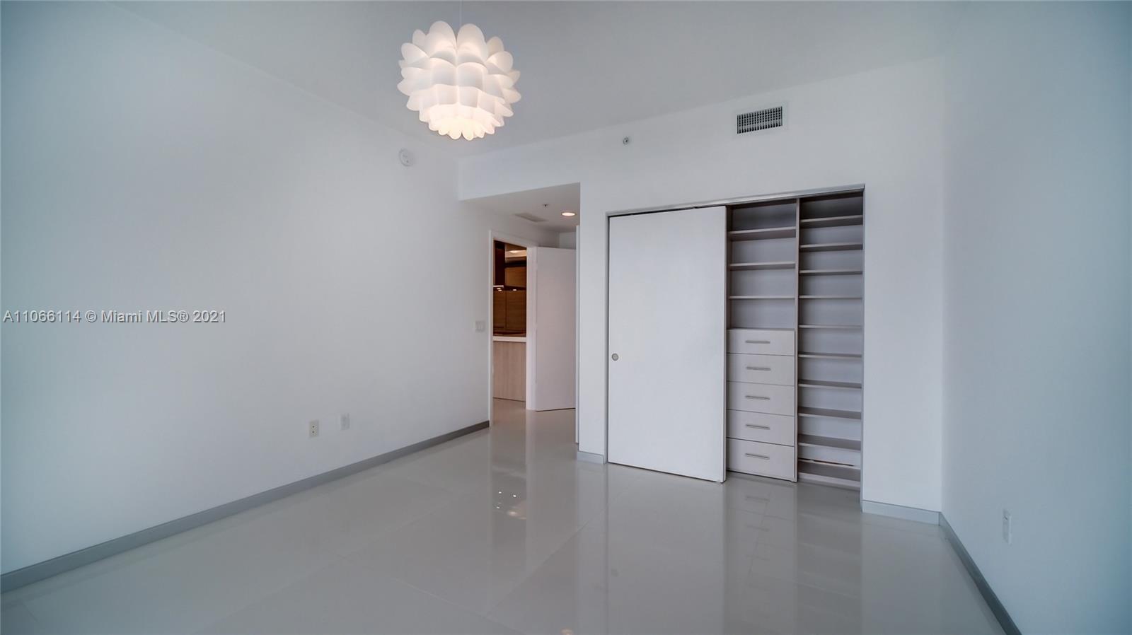 MARINA PALMS RESIDENCES S - Residential