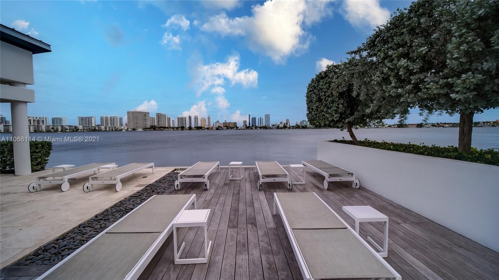 MARINA PALMS RESIDENCES S - Residential