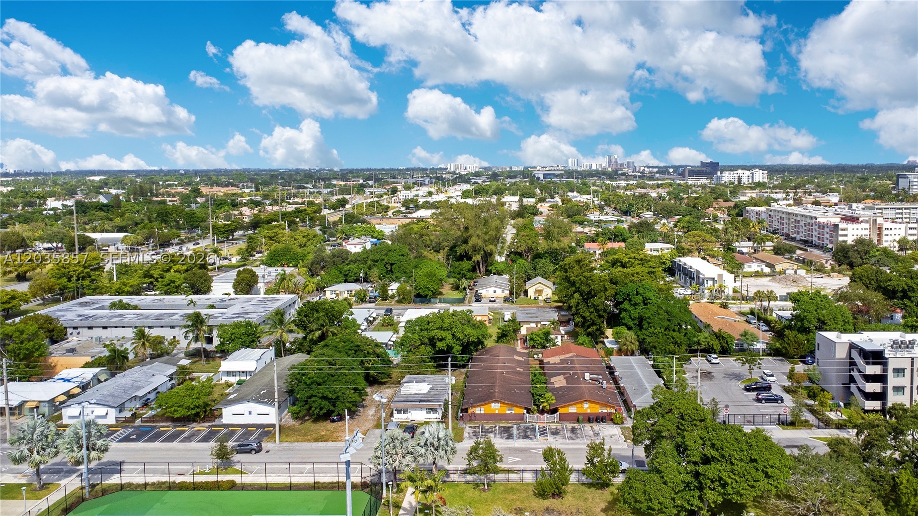 HALLANDALE PARK NO 3 - Residential Income