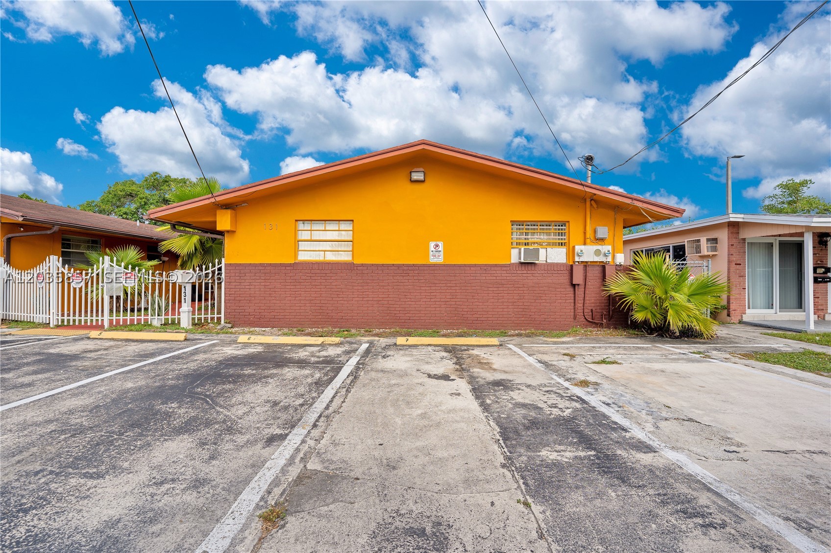 HALLANDALE PARK NO 3 - Residential Income