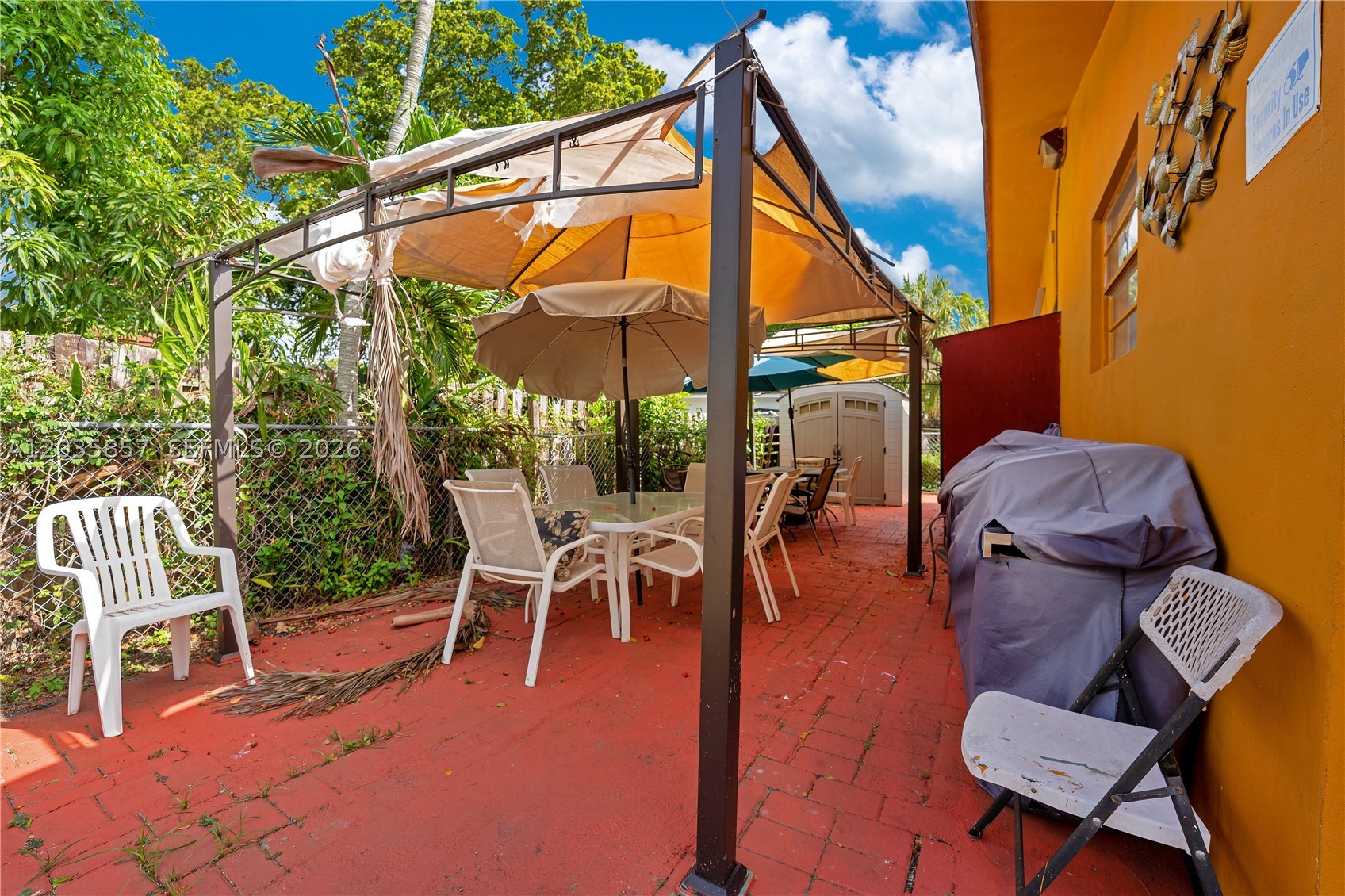 HALLANDALE PARK NO 3 - Residential Income