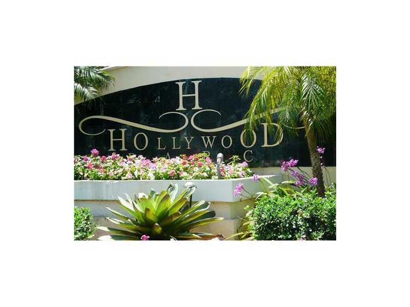 LOOK NO FURTHER!!! THIS UNIT IS A 1 OF A KIND - A TRUE GEM. COMPLETELY REMODELED SPACIOUS 1 BEDROOM. UNIT FEATURES: BRAND NEW KITCHEN CABINETS, COUNTERTOPS, STAINLESS STEEL APPLIANCES, LOTS OF NATURAL LIGHT, WALK IN CLOSET, STORAGE ROOM, WASHER/DRYER IN U NIT, BRAND NEW BATHROOM AND MUCH MORE. COMMUNITY FEATURES: POOL, JACUZZI, TENNIS COURT, WORK OUT FACILITY AND BEAUTIFUL LANDSCAPING. THIS UNIT WILL NOT LAST. BE CLOSE TO ALL THE ACTION A THIS COMMUNITY IS CENTRALLY LOCATED TO EVERYTHING!!!