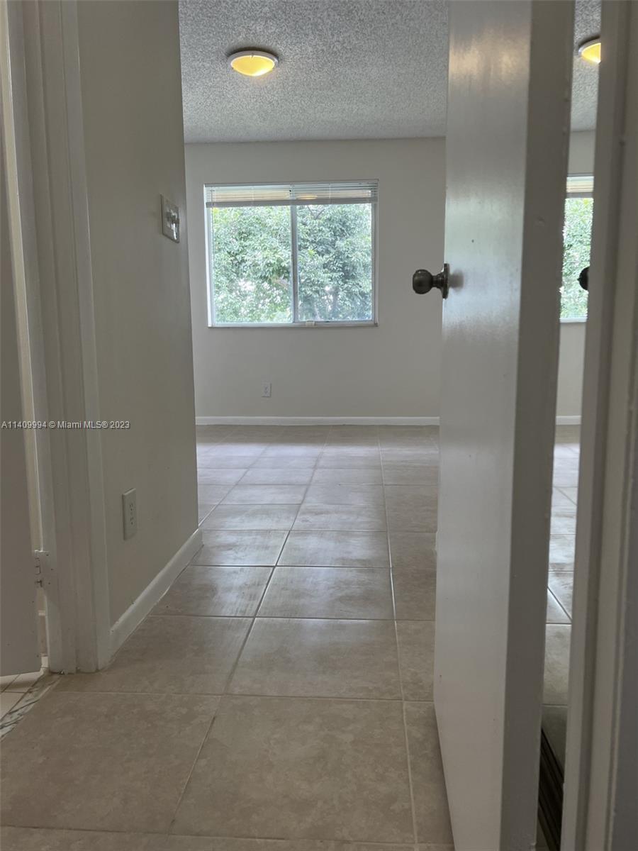 COLONNADES CONDO - Residential Lease
