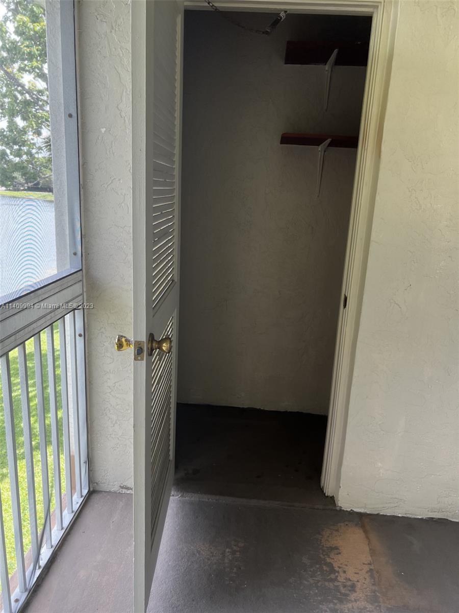 COLONNADES CONDO - Residential Lease