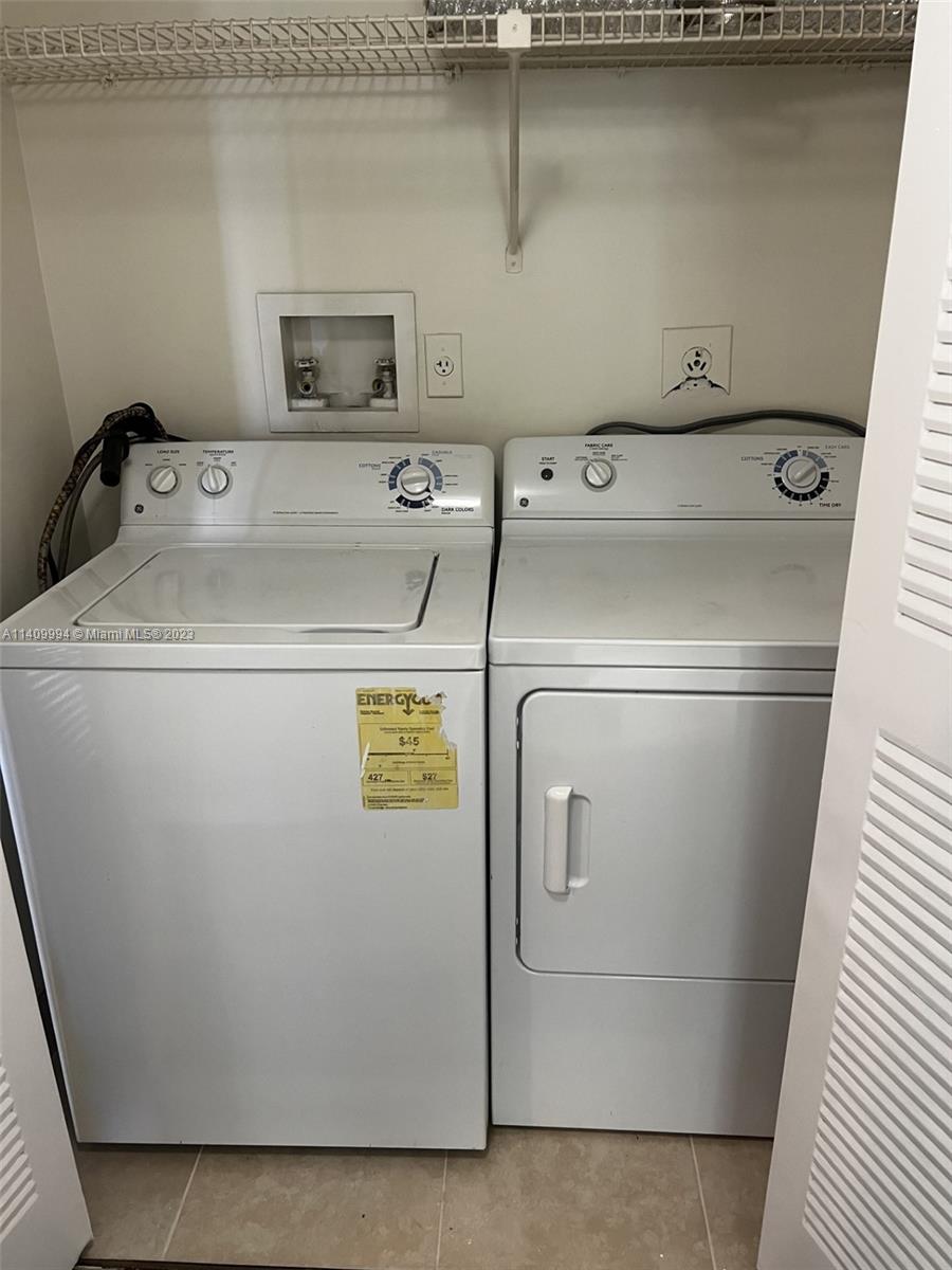 COLONNADES CONDO - Residential Lease