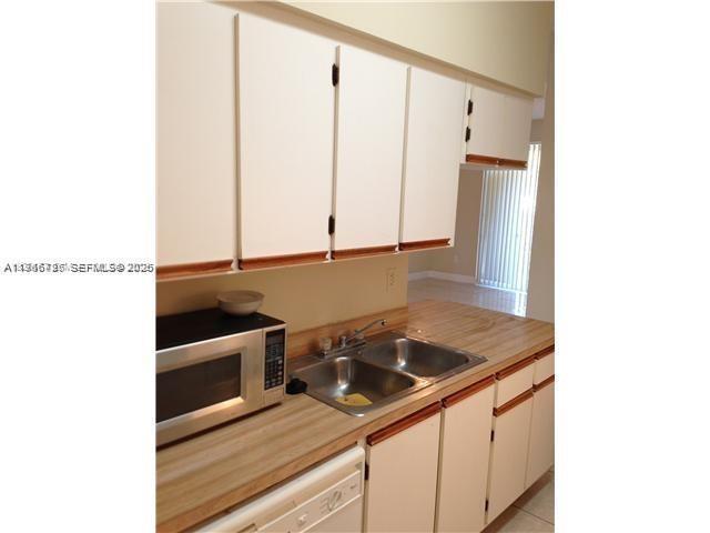 LA HACIENDA COUNTRY CLUB - Residential