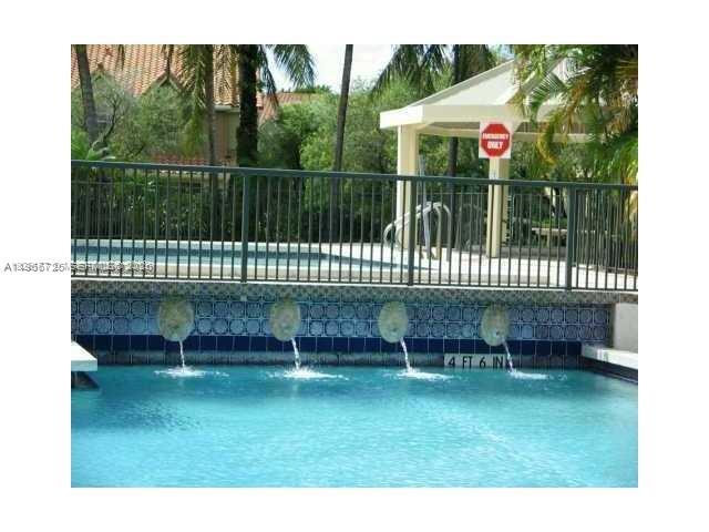 LA HACIENDA COUNTRY CLUB - Residential