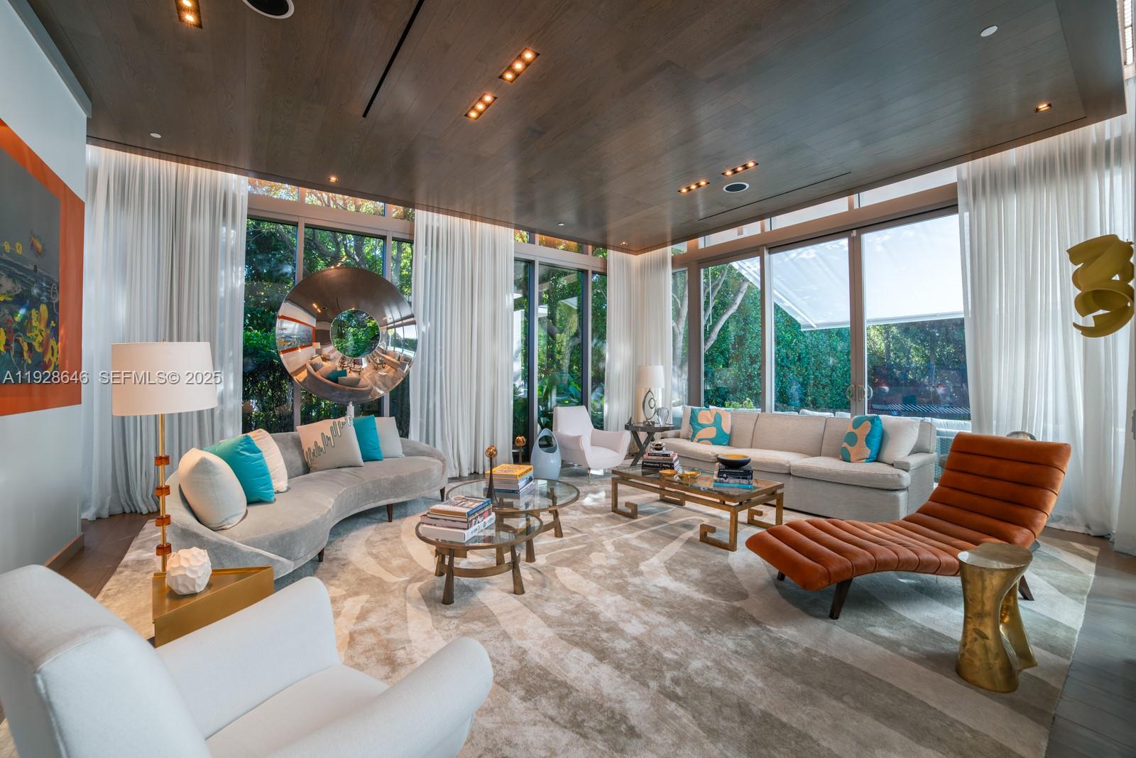 OCEANA KEY BISCAYNE CONDO - Residential