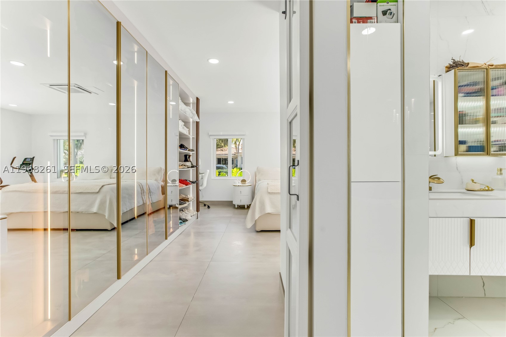 ALTOS DEL MAR NO 5 - Residential