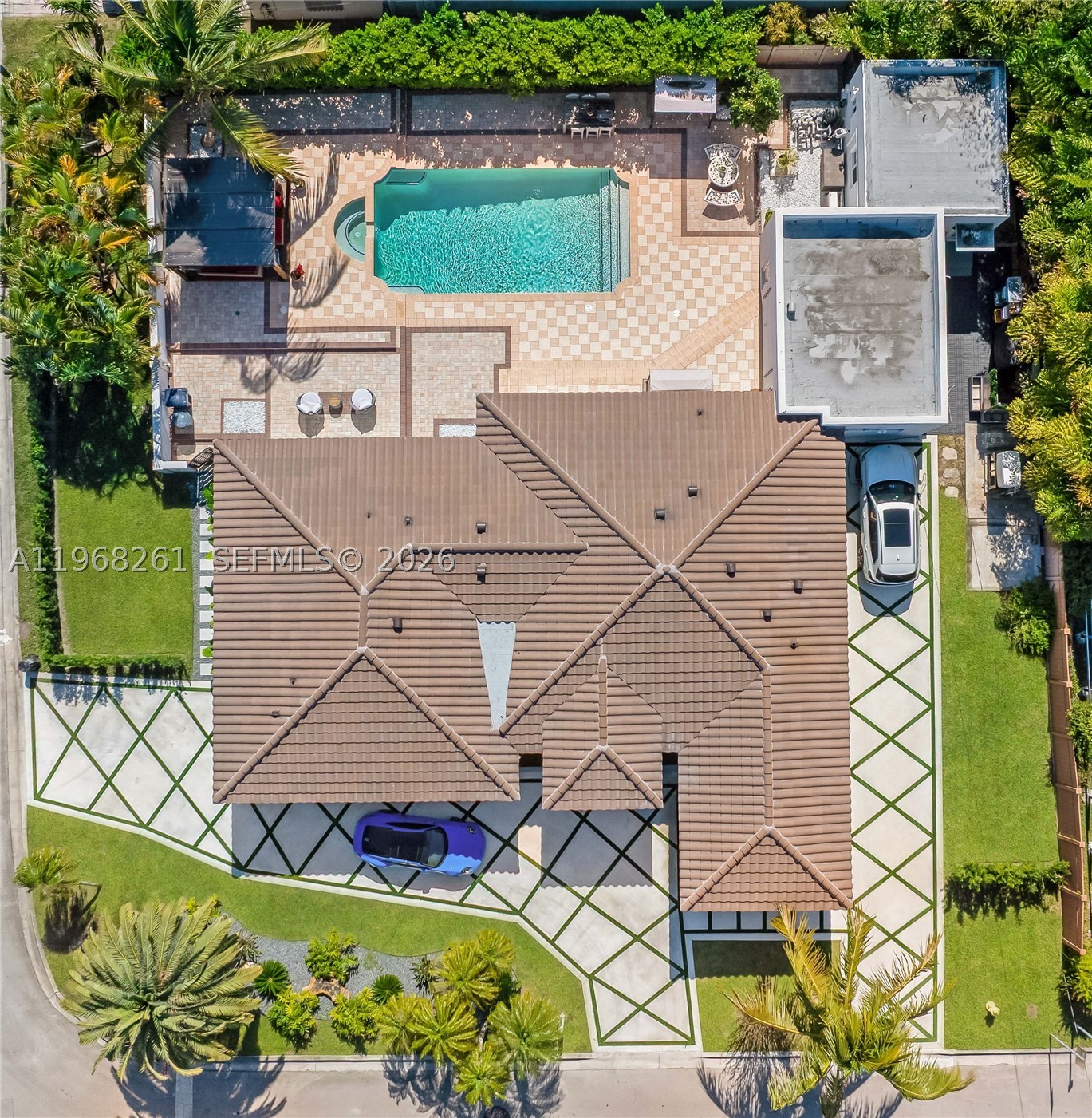 ALTOS DEL MAR NO 5 - Residential
