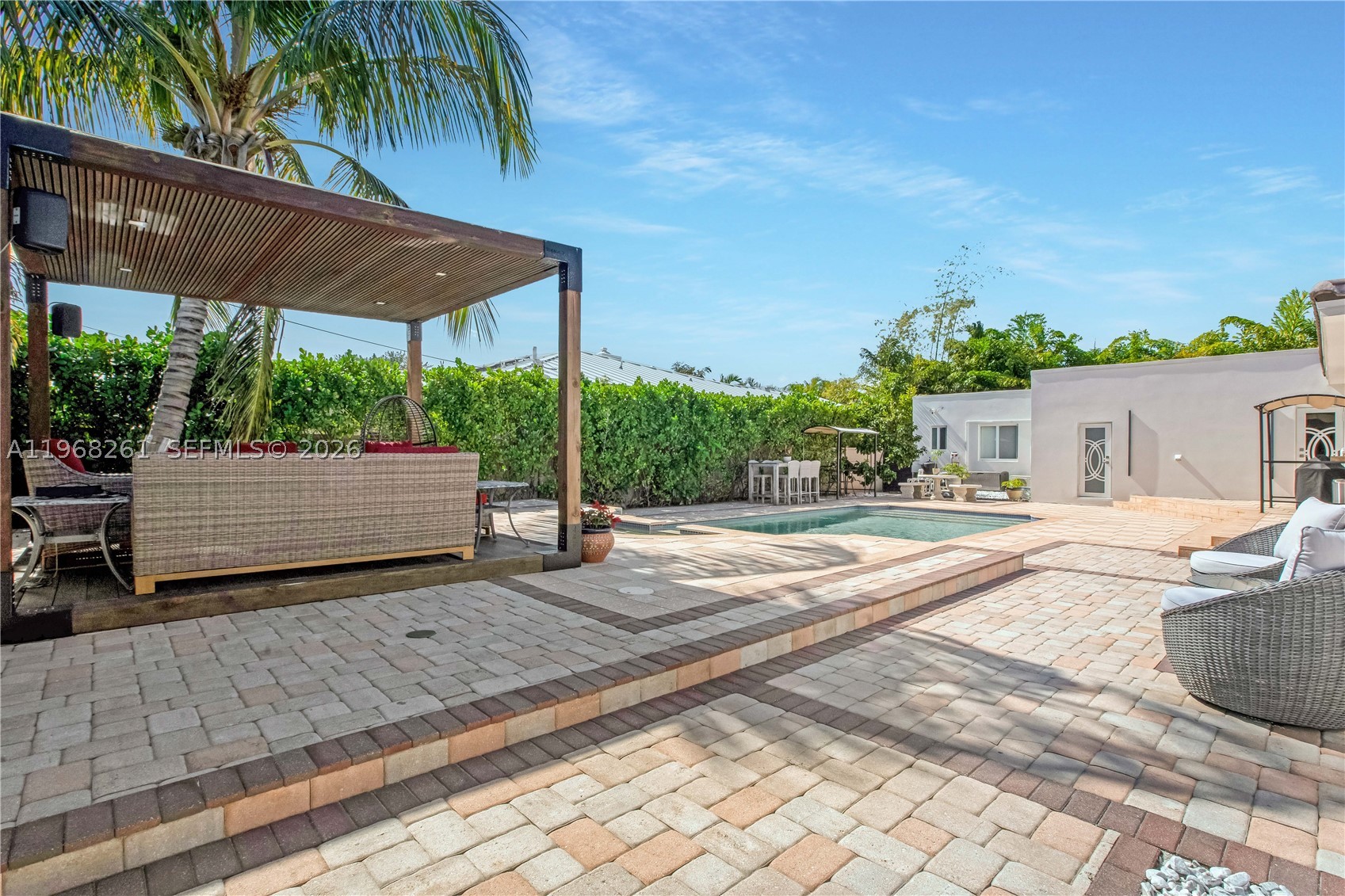 ALTOS DEL MAR NO 5 - Residential