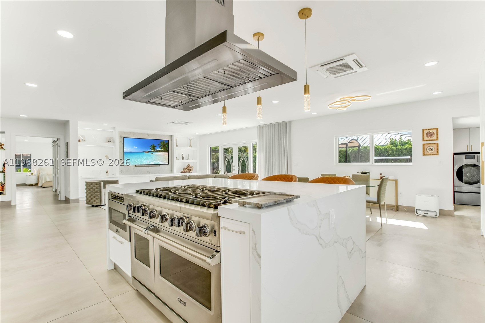 ALTOS DEL MAR NO 5 - Residential