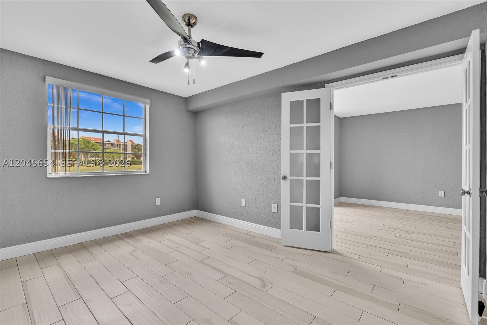 LAKEVIEW CLUB CONDO - Residential Lease