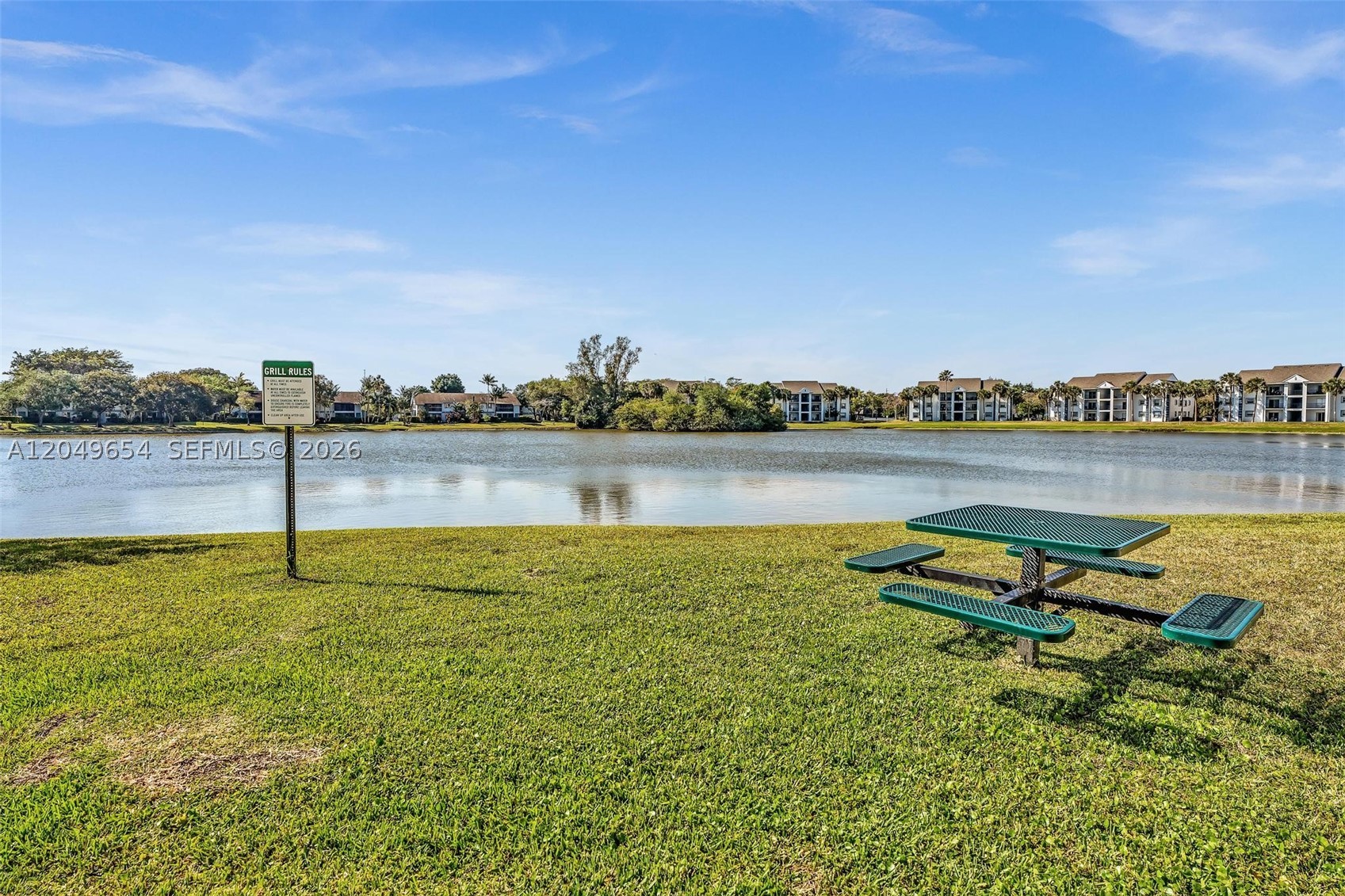 LAKEVIEW CLUB CONDO - Residential Lease