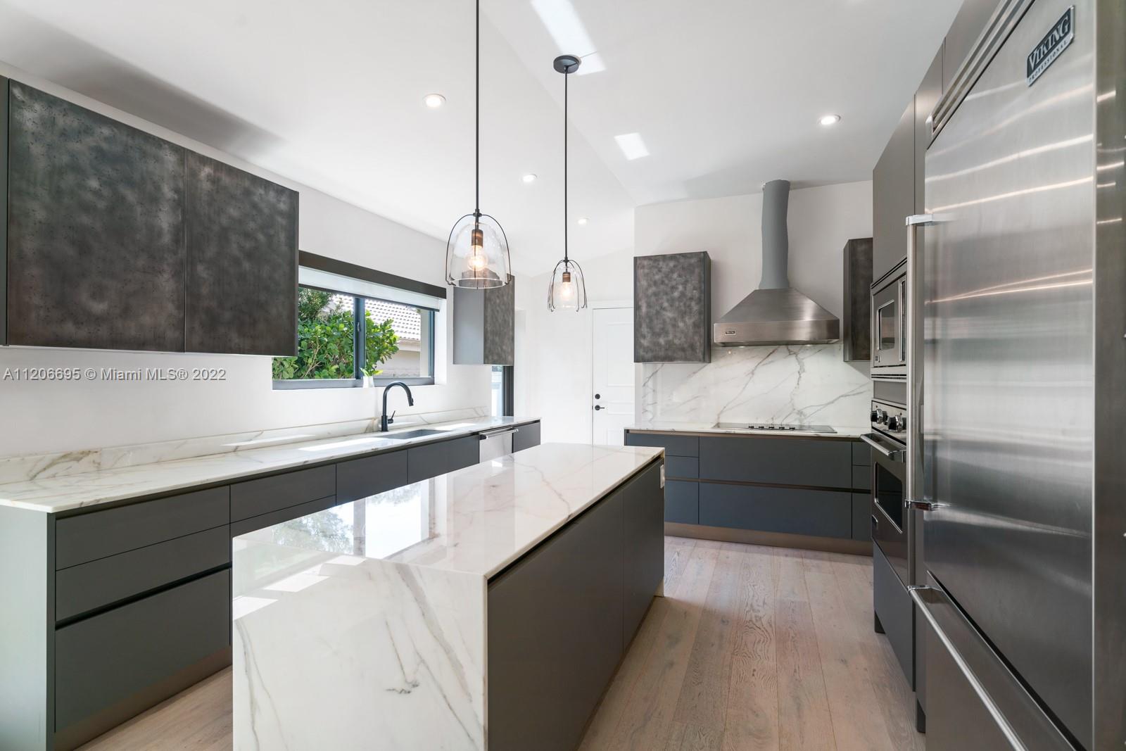 LAKE VIEW HEIGHTS SUB - Residential