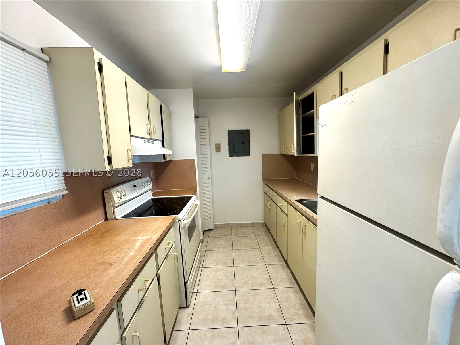 RIVIERA TERRACE CONDO - Residential Lease