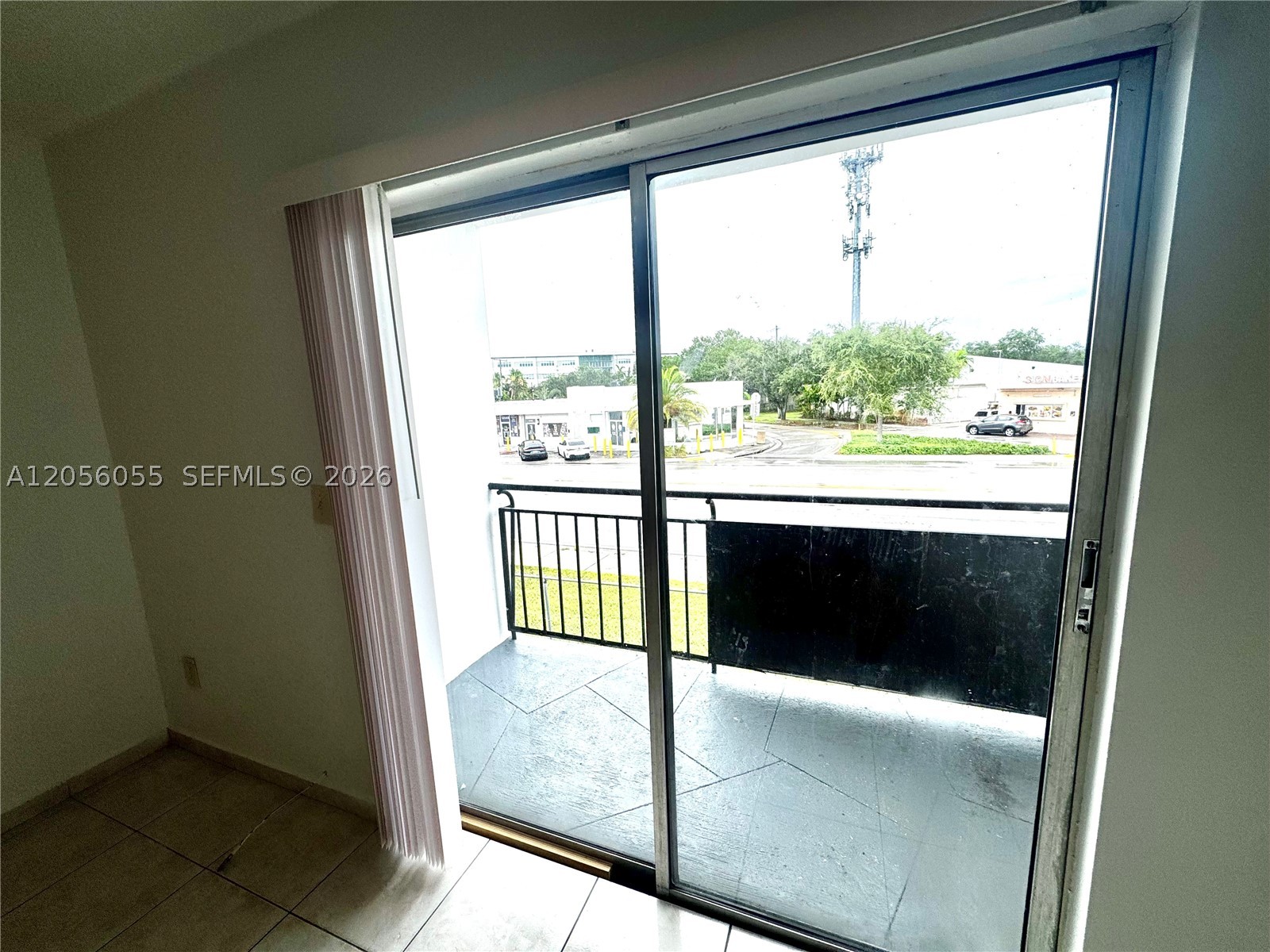RIVIERA TERRACE CONDO - Residential Lease