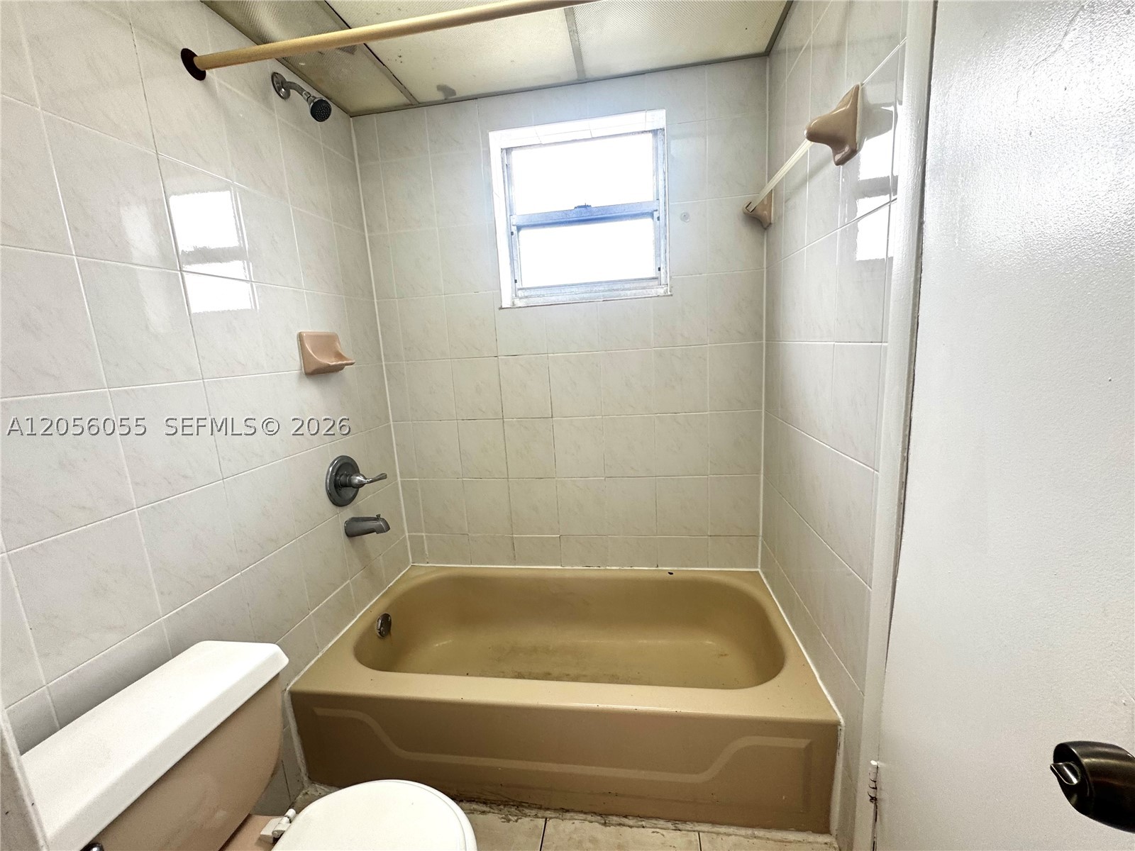 RIVIERA TERRACE CONDO - Residential Lease