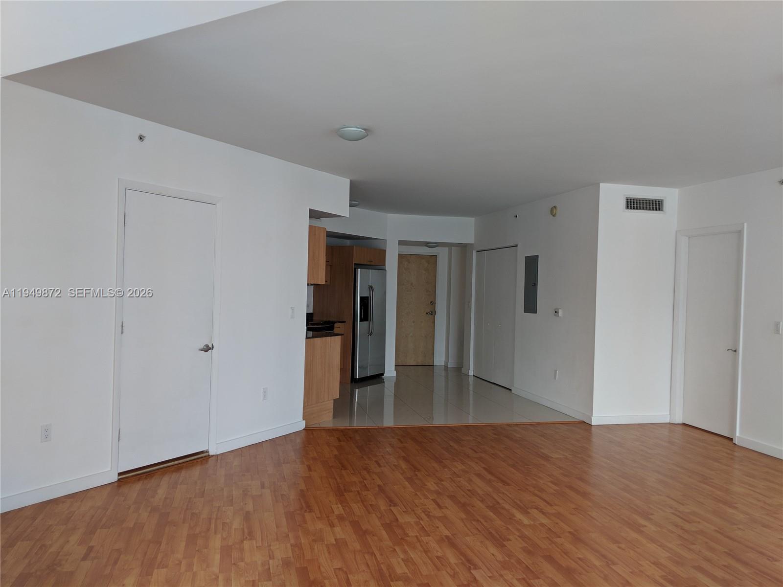 WIND CONDO - Residential