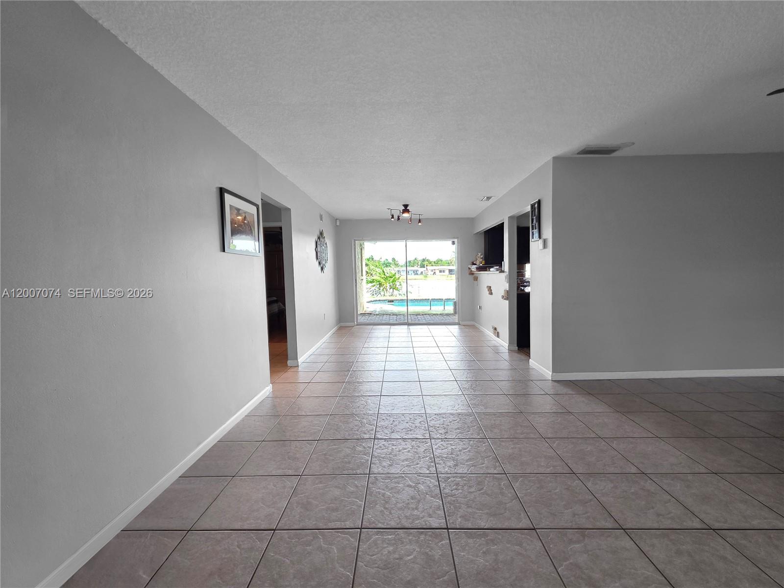 SUNRISE GOLF VILLAGE SEC - Residential