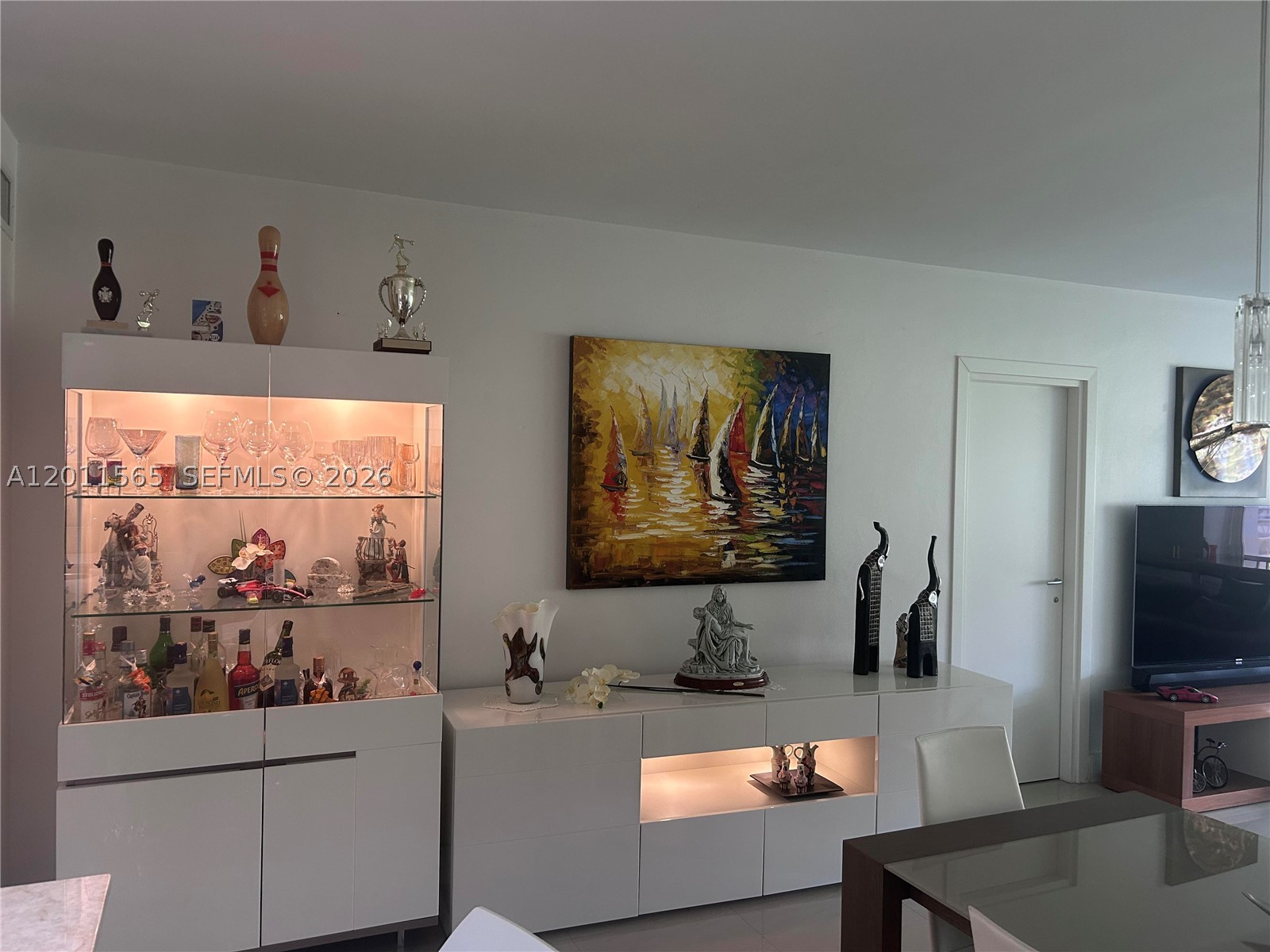 RIO NUEVO "B" CONDO - Residential