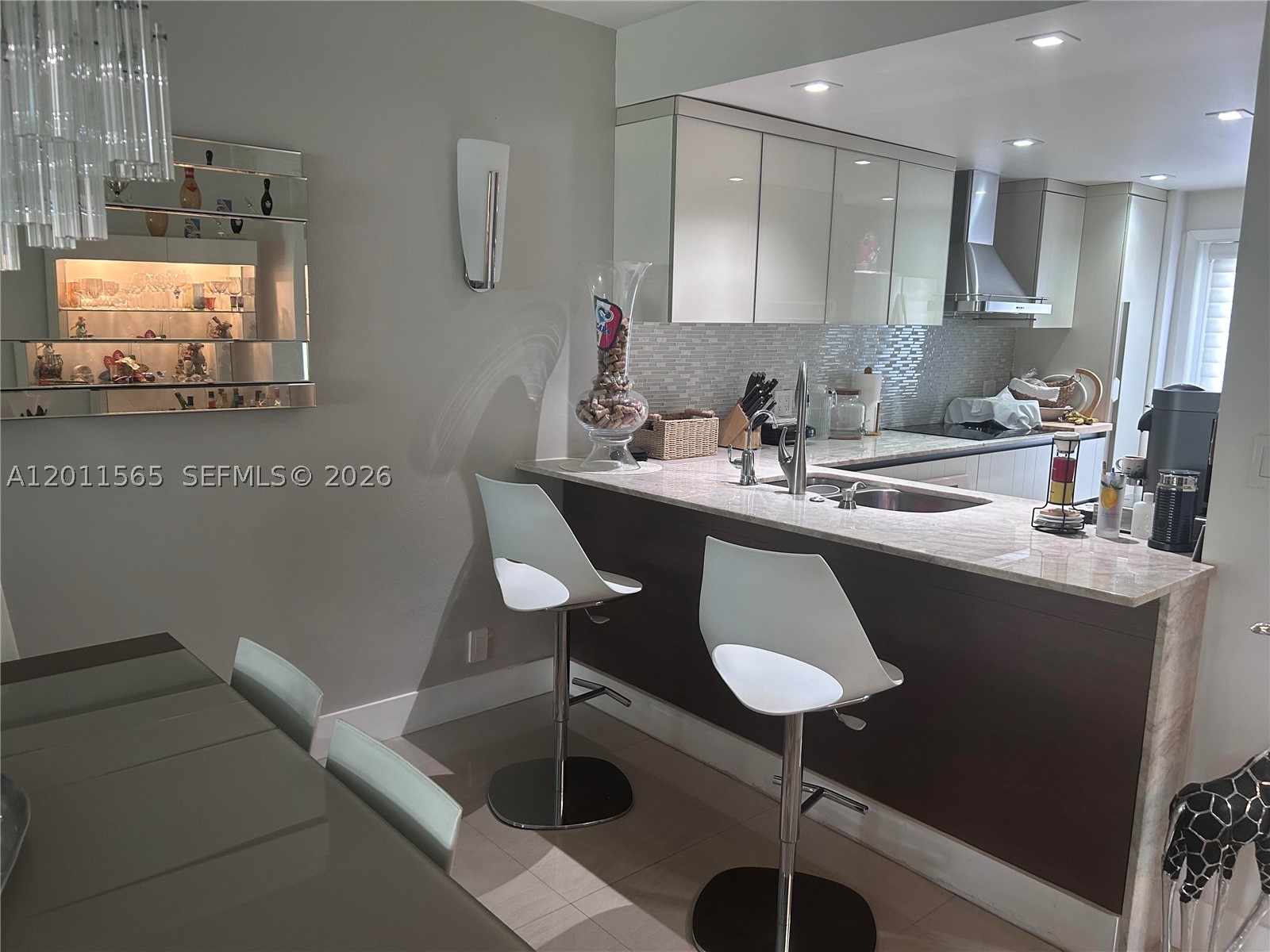 RIO NUEVO "B" CONDO - Residential