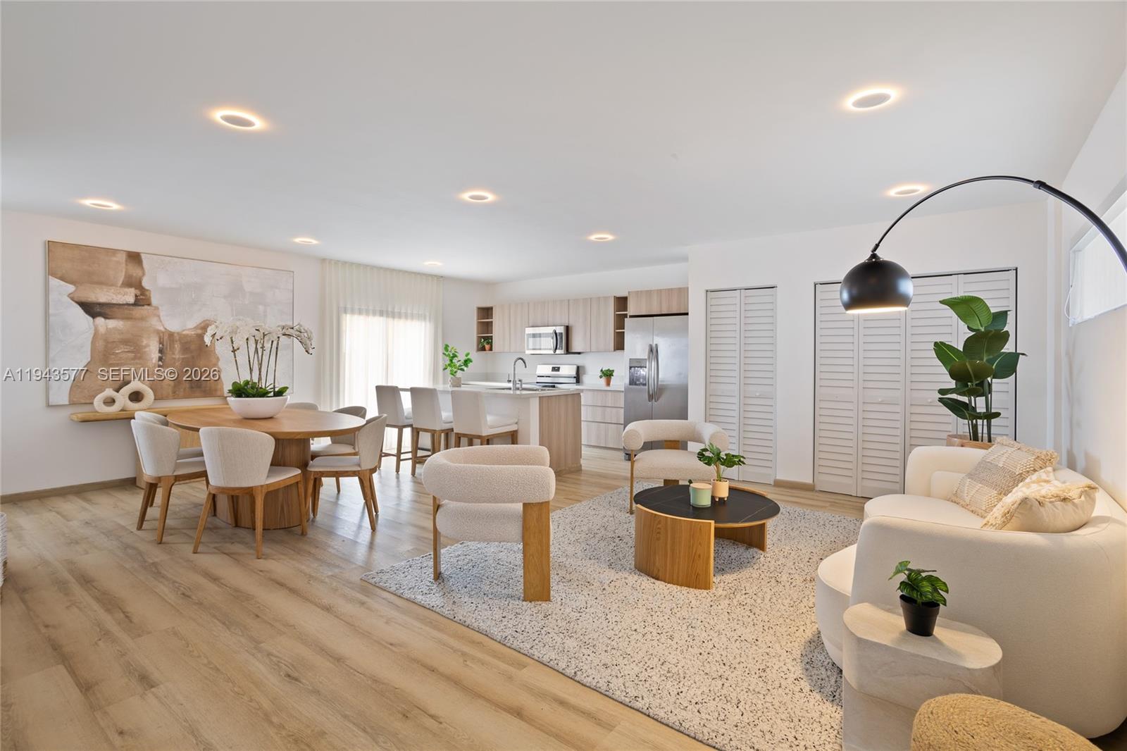 ALPHAVILLE II CONDO - Residential