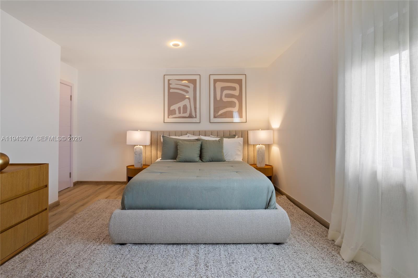 ALPHAVILLE II CONDO - Residential