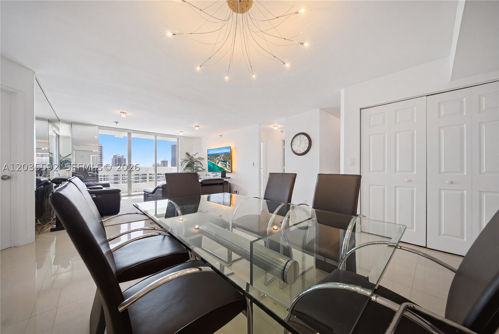 MYSTIC POINTE TOWER 500 C - Residential