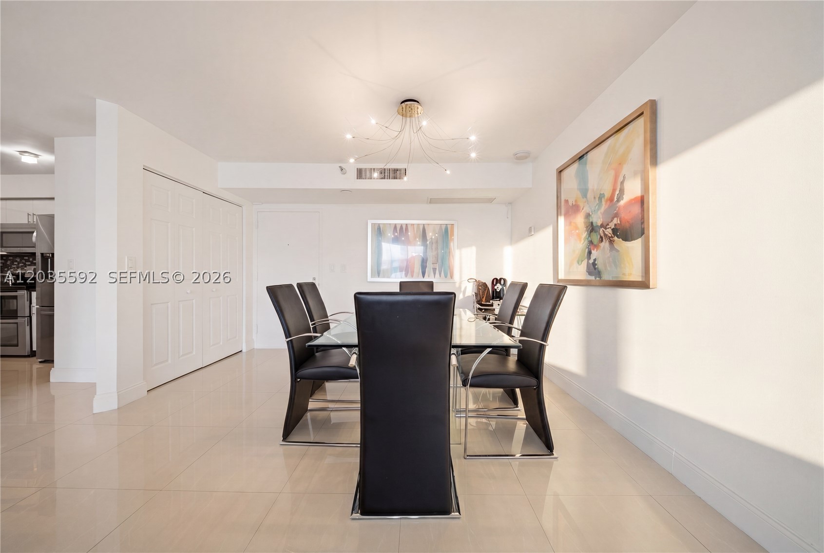 MYSTIC POINTE TOWER 500 C - Residential