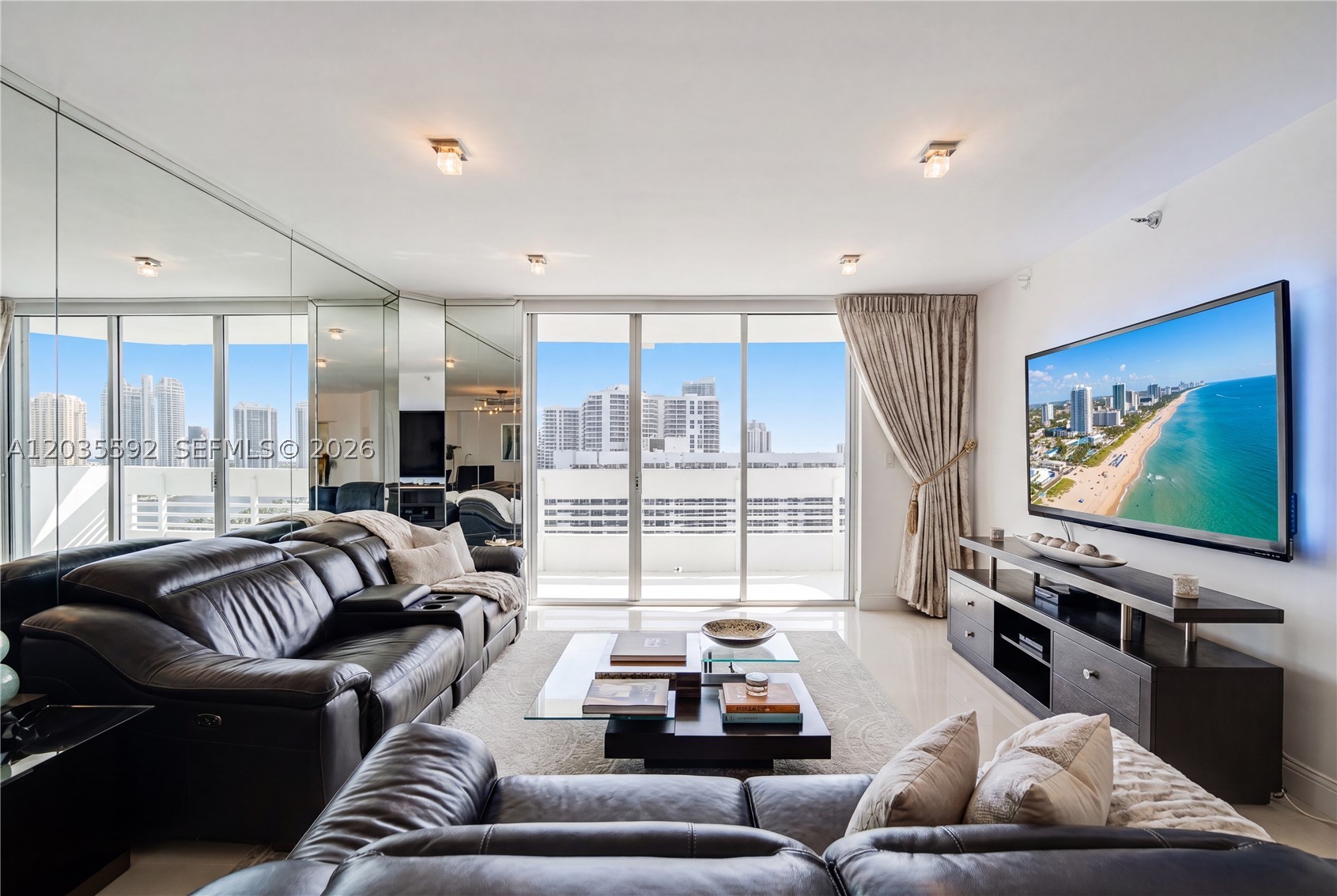 MYSTIC POINTE TOWER 500 C - Residential