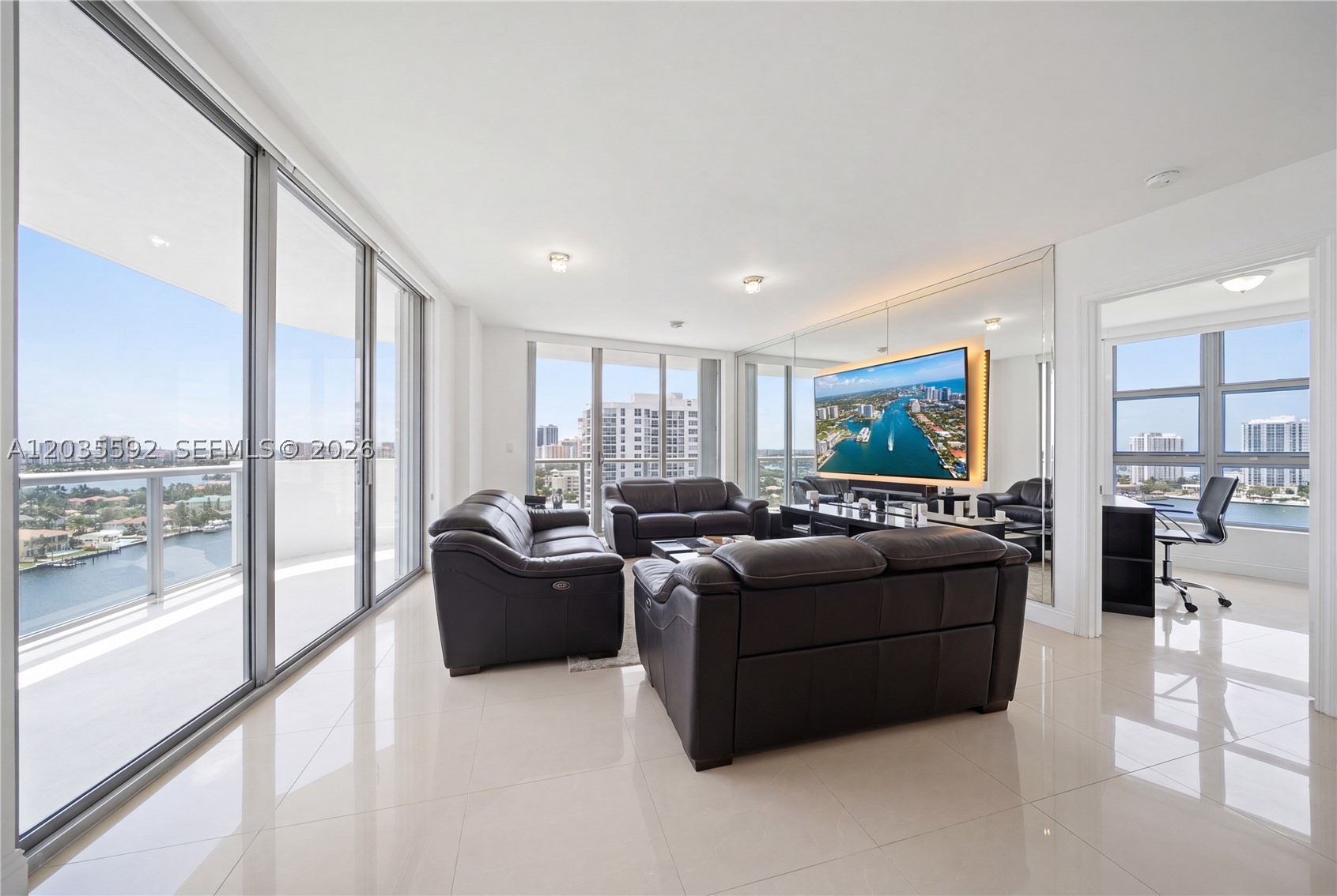 MYSTIC POINTE TOWER 500 C - Residential