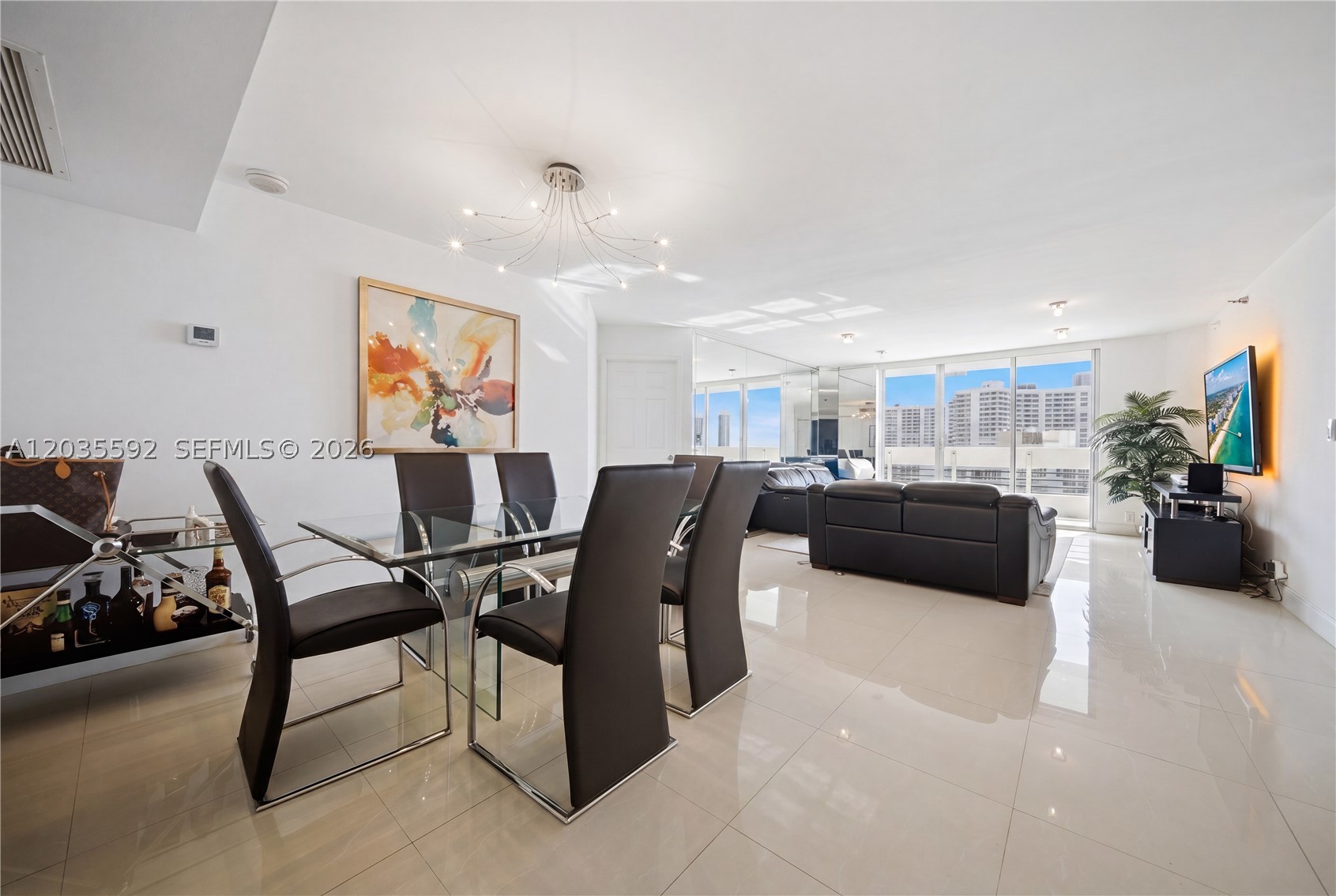 MYSTIC POINTE TOWER 500 C - Residential