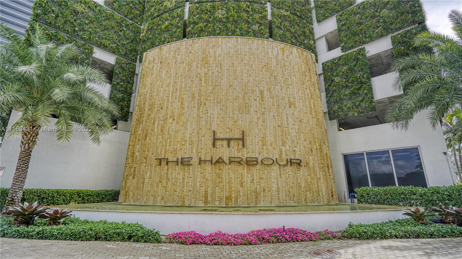 THE HARBOUR SOUTH CONDO - Residential