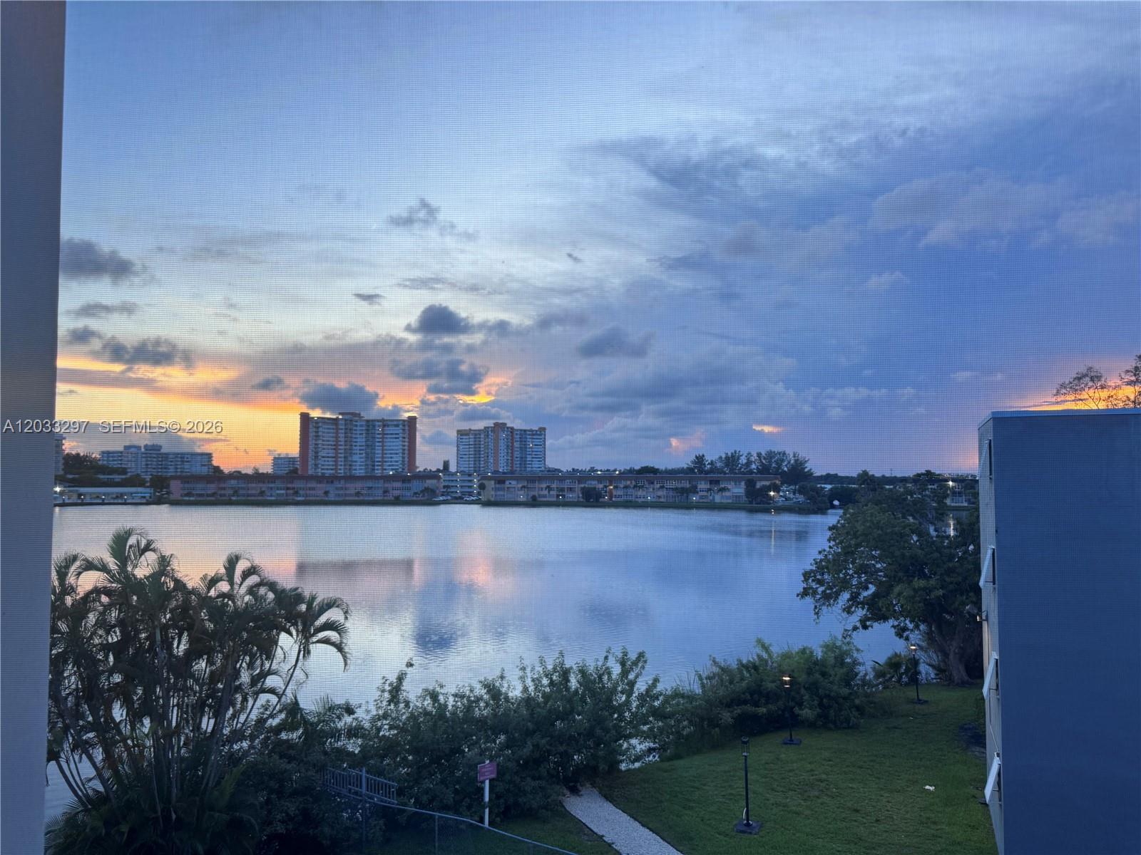 JADE WINDS GROUP ALLAMAND - Residential
