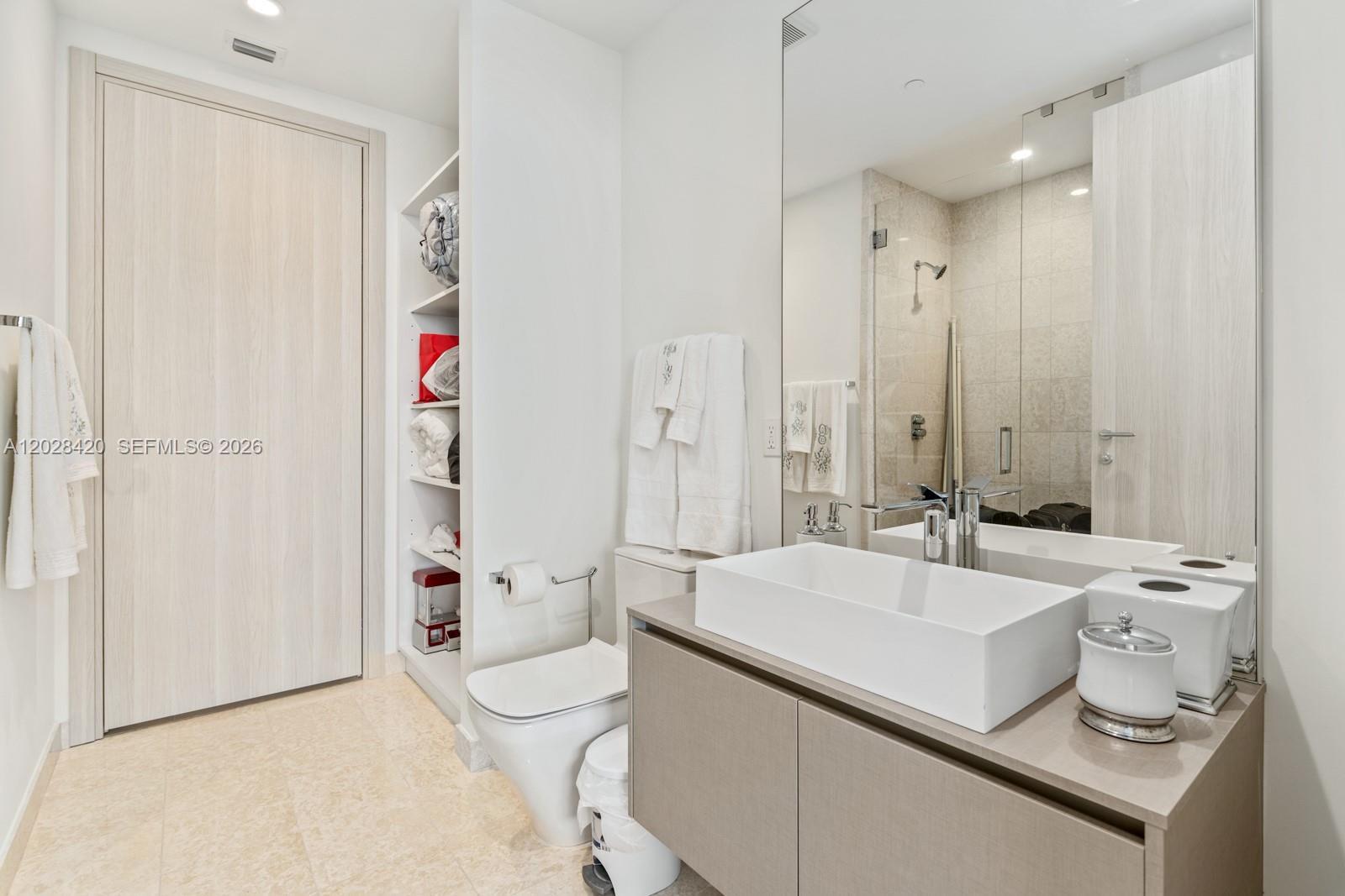 BRICKELL FLATIRON CONDO - Residential Lease