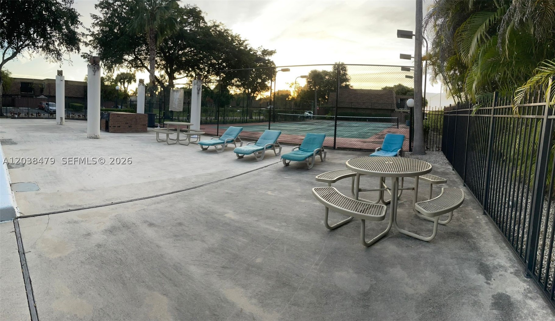 WOODLAND LAKE ESTATES - Residential