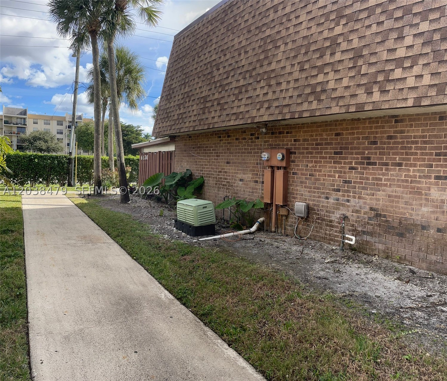 WOODLAND LAKE ESTATES - Residential