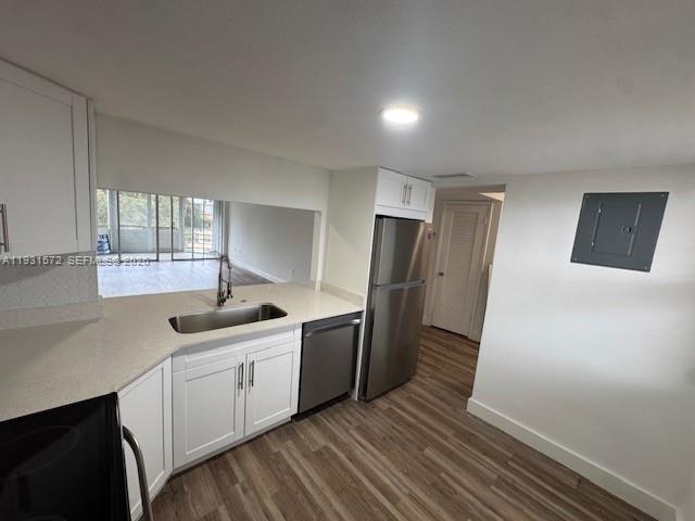 ROLLING GREEN CONDO F - Residential