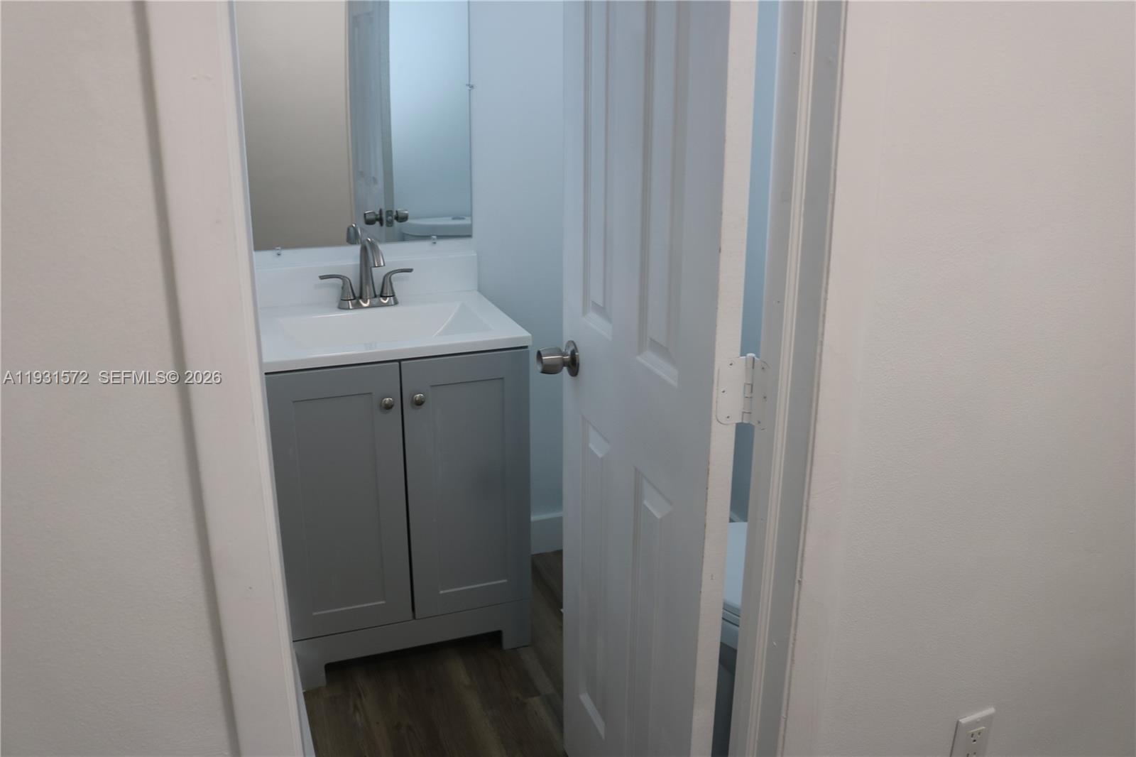 ROLLING GREEN CONDO F - Residential