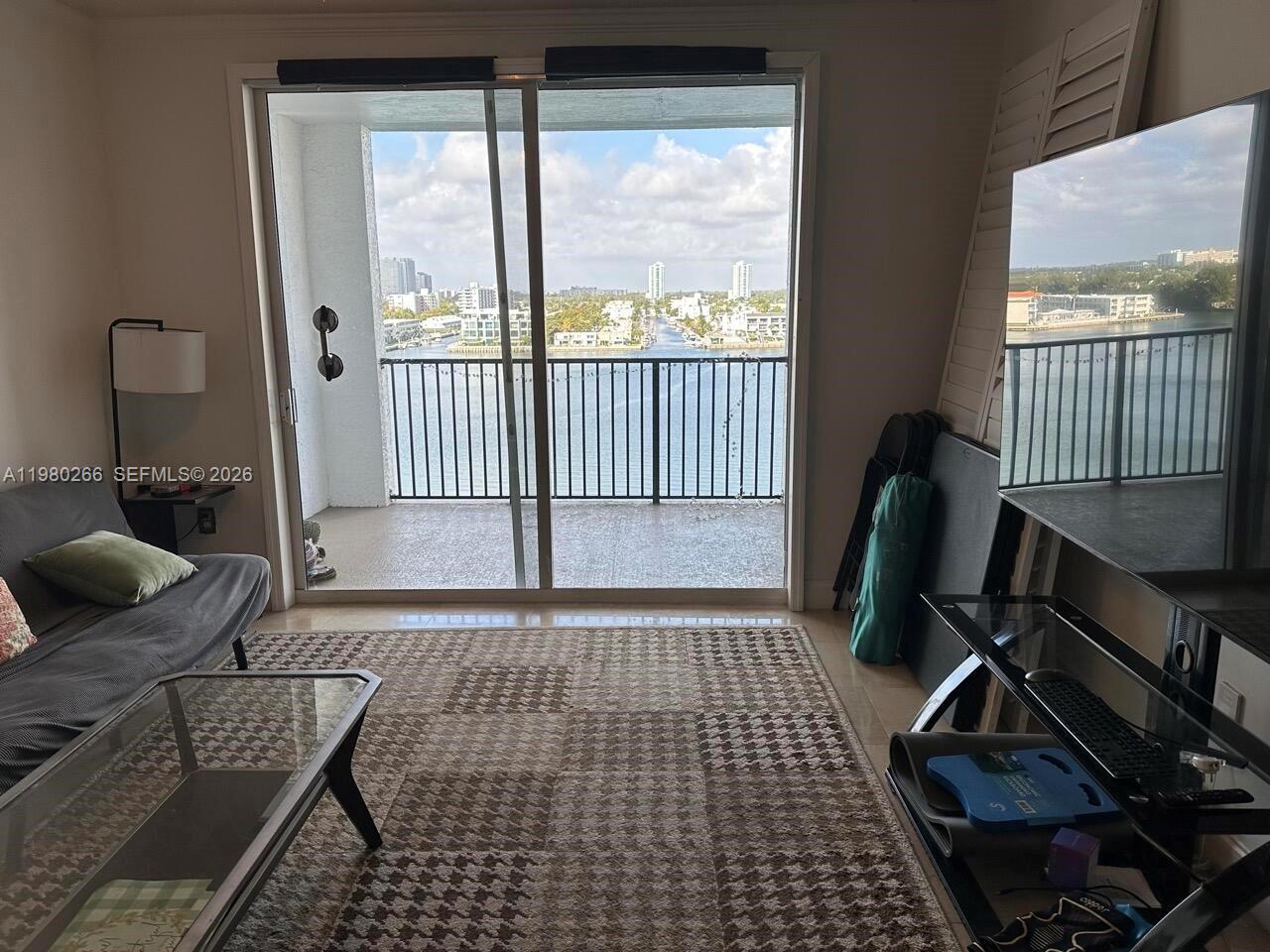 PORTO BELLAGIO CONDO - Residential