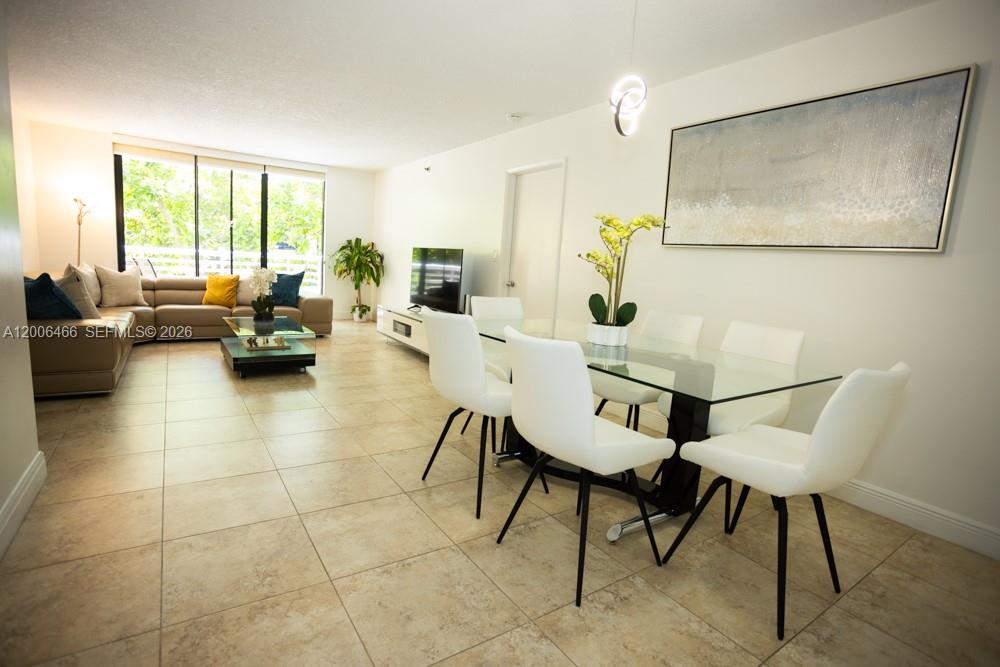 Prime location in the heart of Aventura! This beautiful 2-bedroom, 2-bathroom apartment offers an ideal layout, featuring a primary suite with a walk-in closet and a spacious private bathroom. The kitchen includes elegant granite countertops and stainless steel appliances. It comes with one assigned covered parking space, with the option to rent a second spot.
The building has been fully renovated and offers boutique-style amenities: two swimming pools, a jacuzzi, saunas, a volleyball court, valet parking, a cyber café, a modern gym, concierge service, and pet-friendly areas.