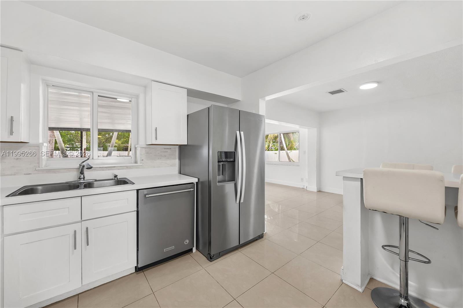 HOLLYWOOD COUNTRY CLUB DI - Residential