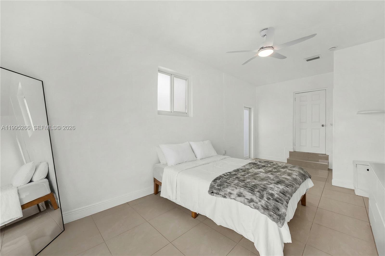 HOLLYWOOD COUNTRY CLUB DI - Residential