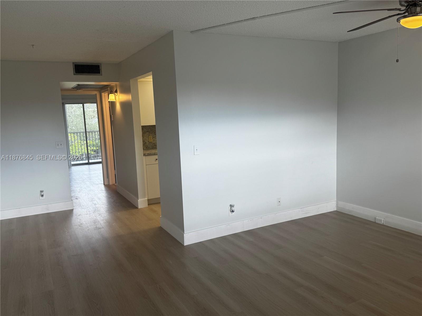 KINGSLEY AT CENTURY VILLA - Residential Lease