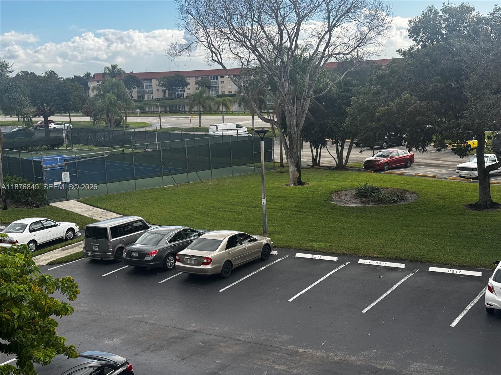 KINGSLEY AT CENTURY VILLA - Residential Lease