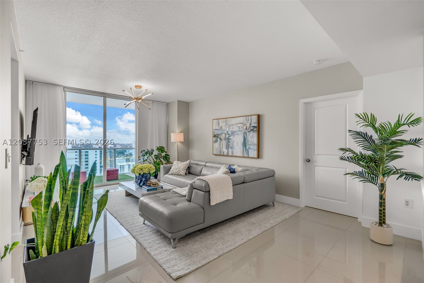 VUE AT BRICKELL CONDO - Residential