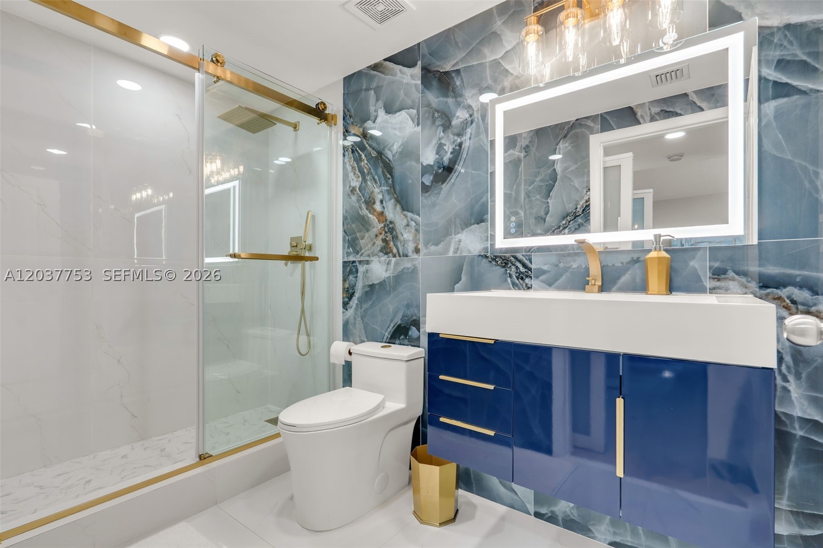 VUE AT BRICKELL CONDO - Residential