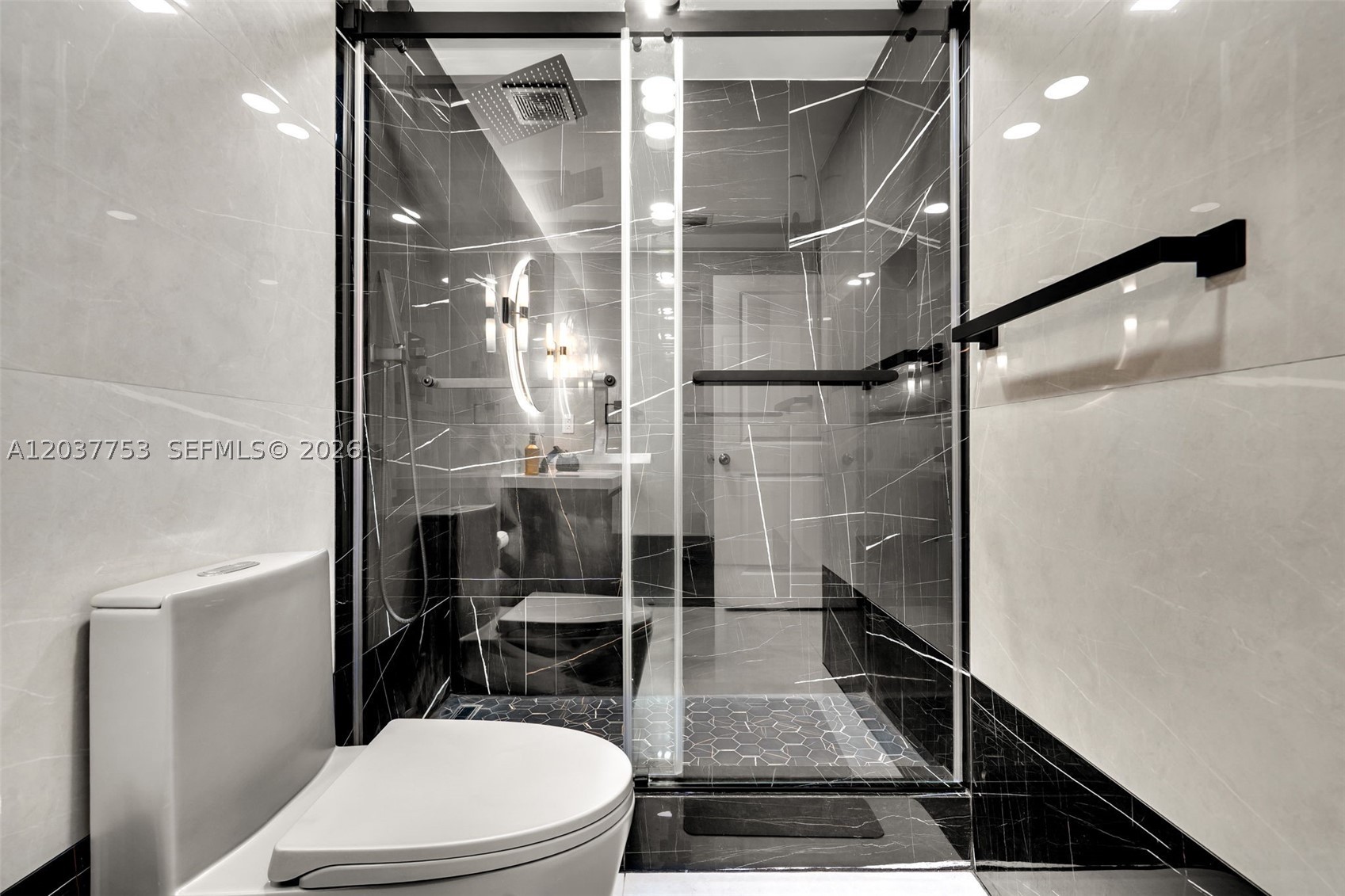 VUE AT BRICKELL CONDO - Residential
